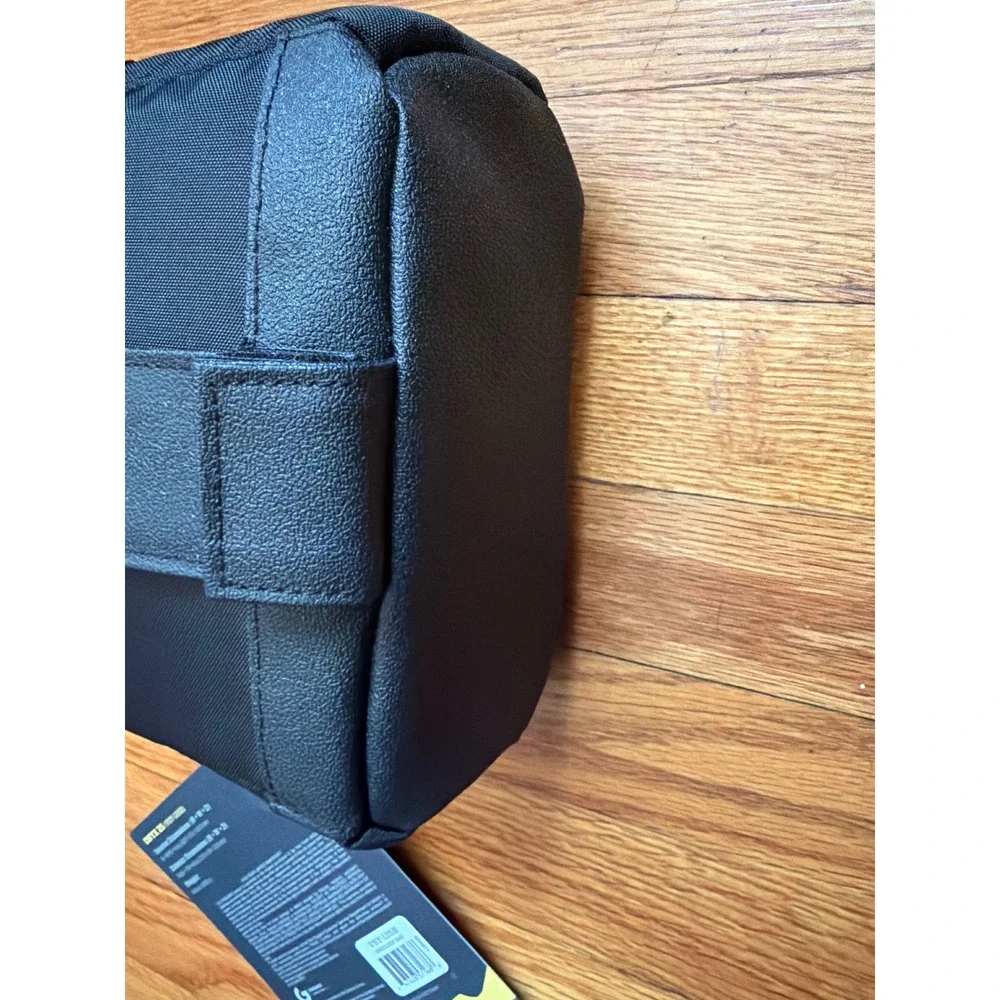 Ruggard Onyx 25 Camera Shoulder Bag Black VSY-125B New with Tags